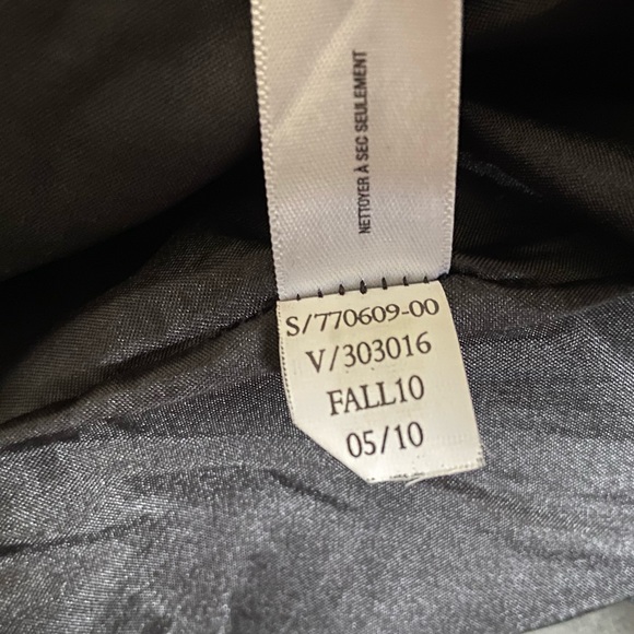 GAP black skirt - Picture 7 of 7